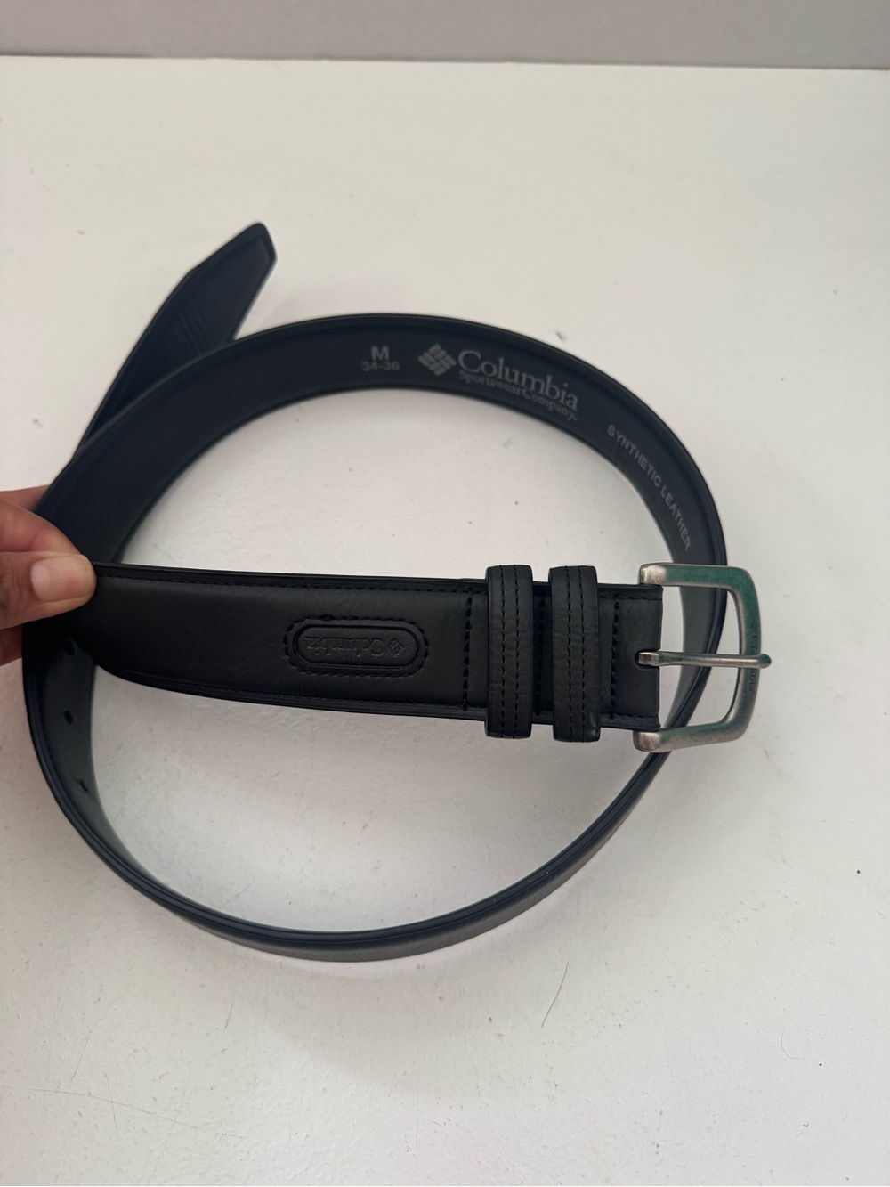Columbia men's black leather belt size medium 34-36